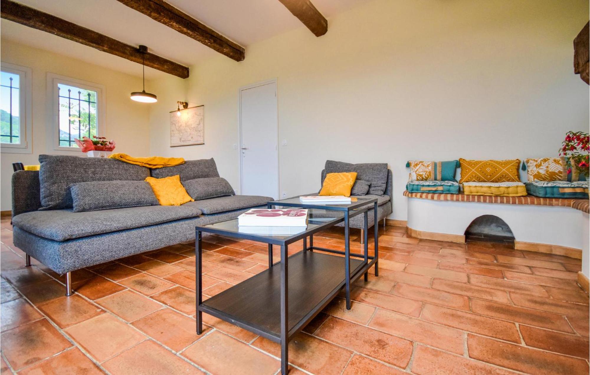 Awesome Apartment In Saint-Jeannet With Kitchen Exterior photo