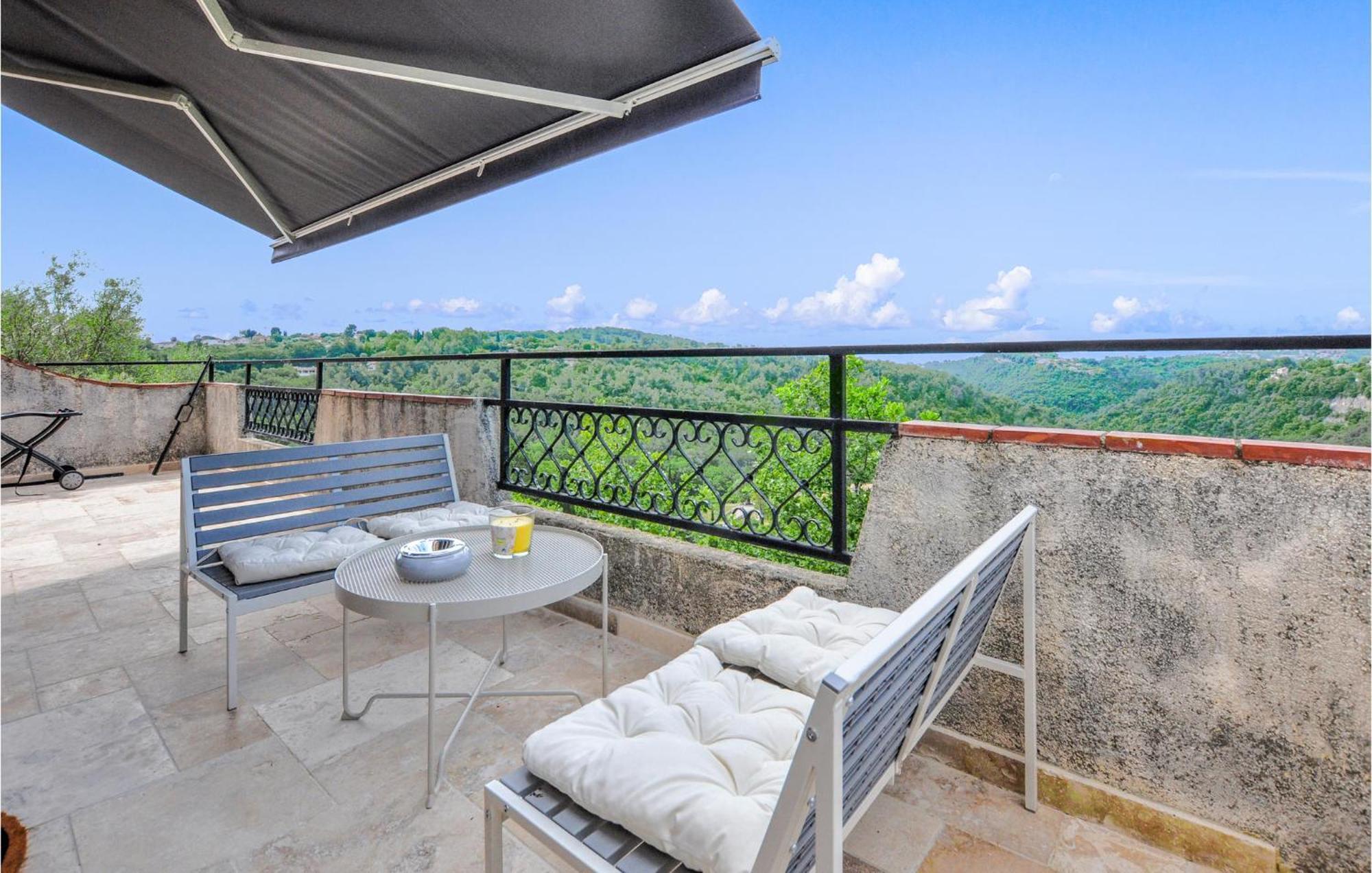 Awesome Apartment In Saint-Jeannet With Kitchen Exterior photo